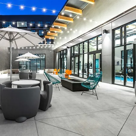 Aloft Columbus Easton Hotel